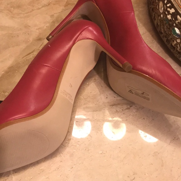 Shoes - Picture 4 of 5